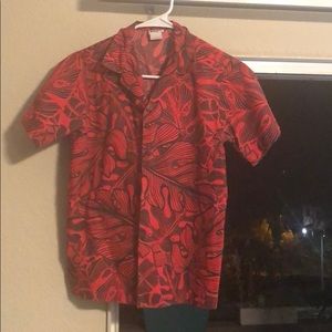 Hawaiian button up